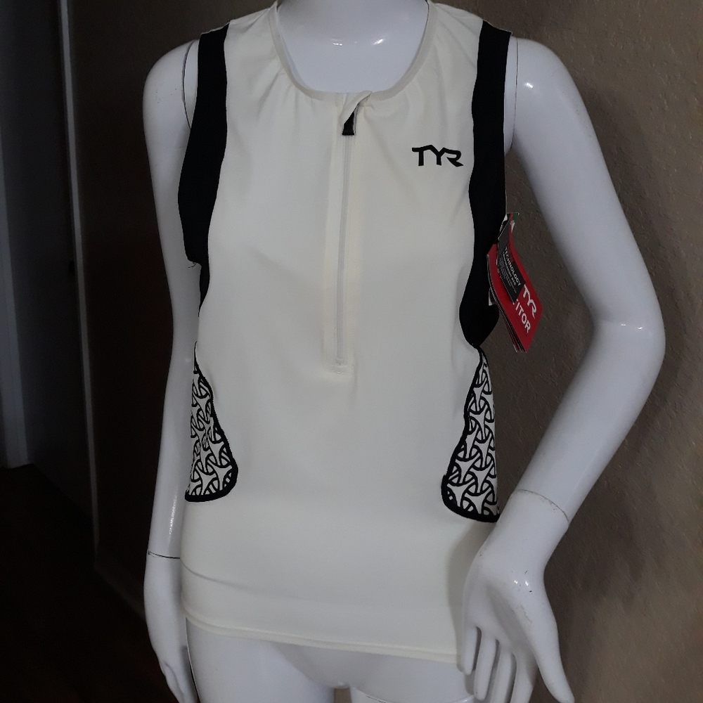 TYR Singlet competitor collection NWT